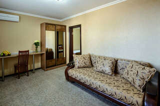 Гостевой дом Парус Головинка Бунгало-5