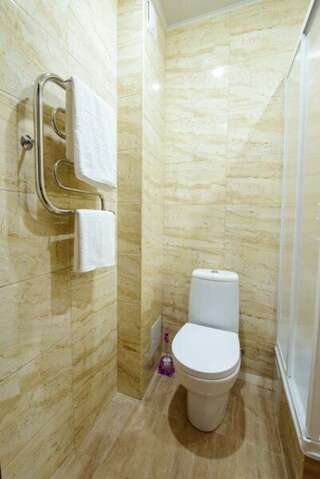 Гостевой дом Парус Головинка Классический четырехместный номер-2